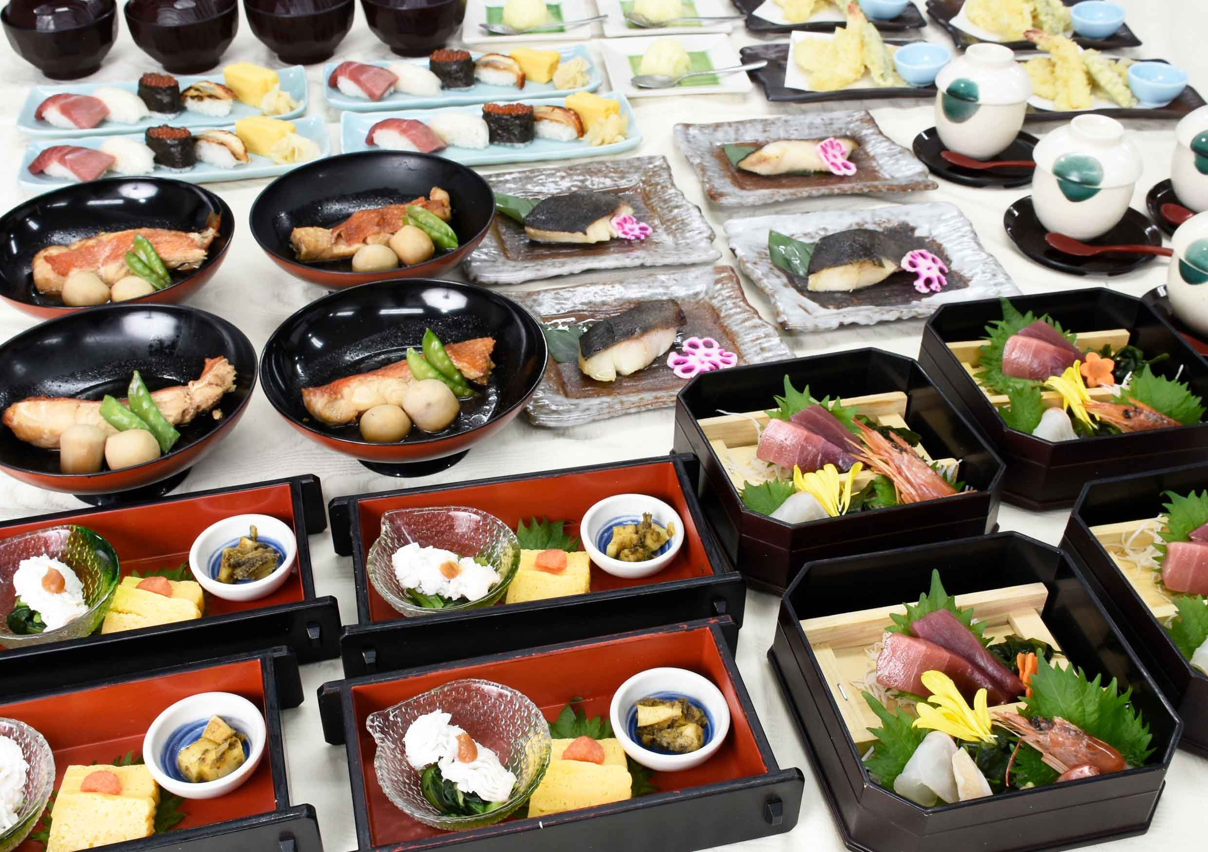 ≪極みコース≫ 2時間飲み放題付 8,000円(税込)