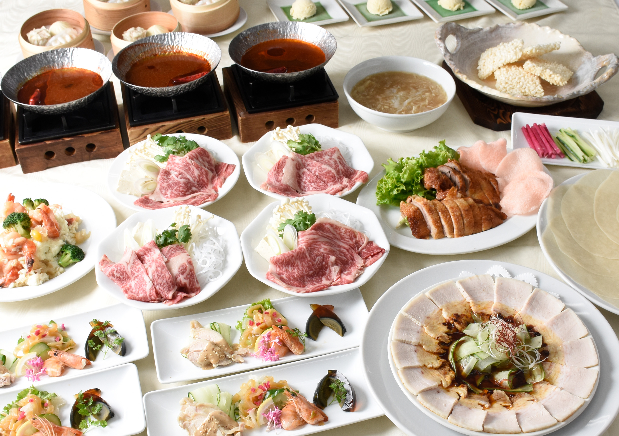 黒毛和牛の麻辣しゃぶしゃぶコース 7,000円（税込） 【2時間飲み放題付き／お料理 全8
