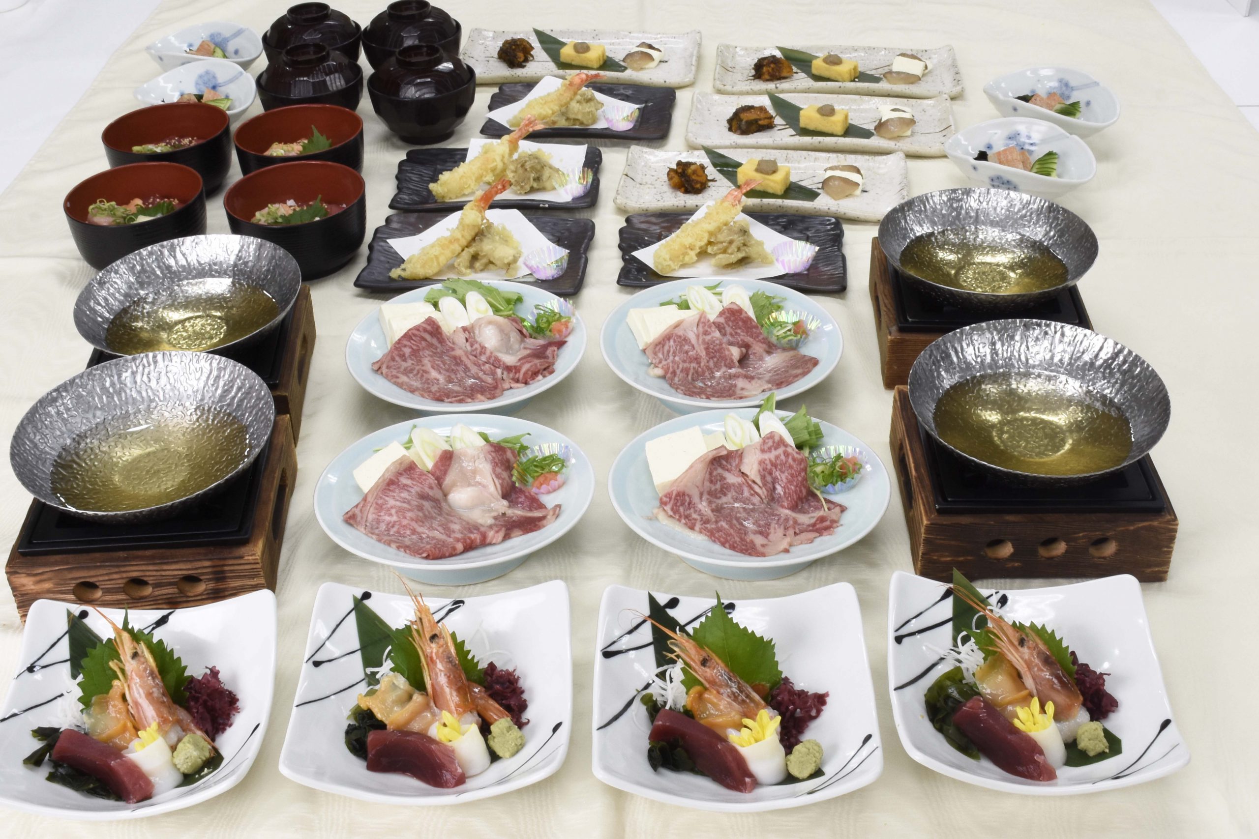 お値打ち逸品コース 【2時間飲み放題付き／全８品】 お一人様 4,500円（税込）